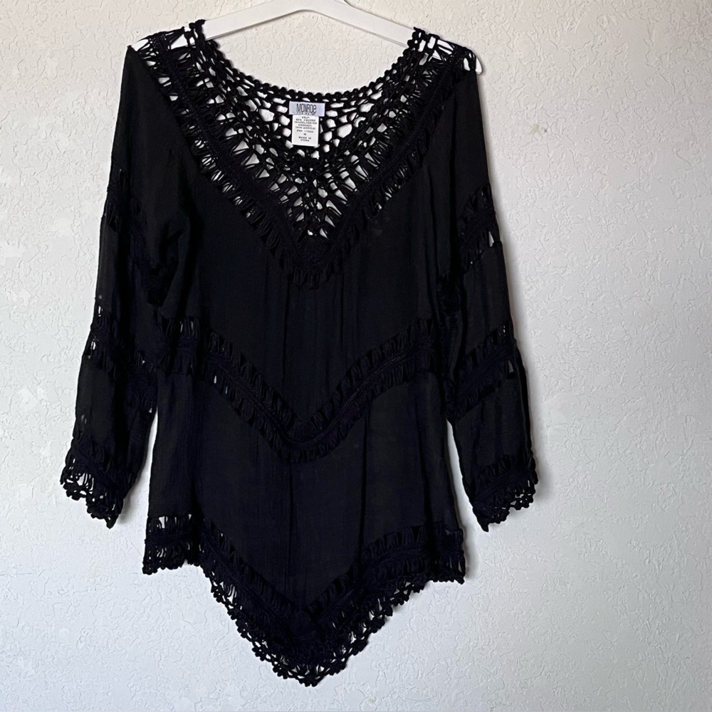 Monroe And Main Whimsigoth Dark
Fairycore Boho Black Open Crochet Top Size M
